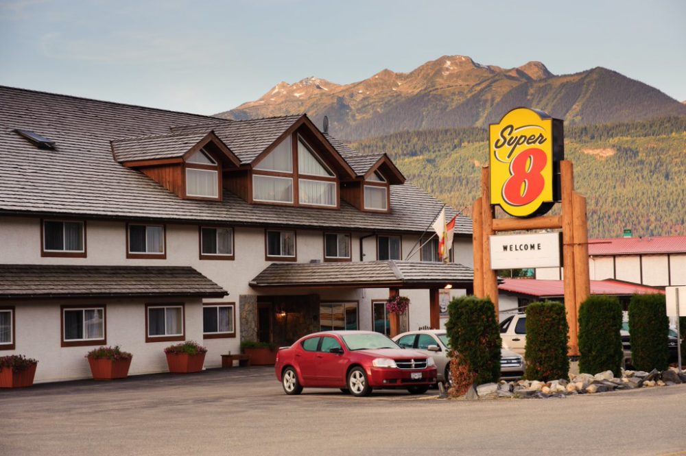 Super 8 Valemount – Tourism Valemount